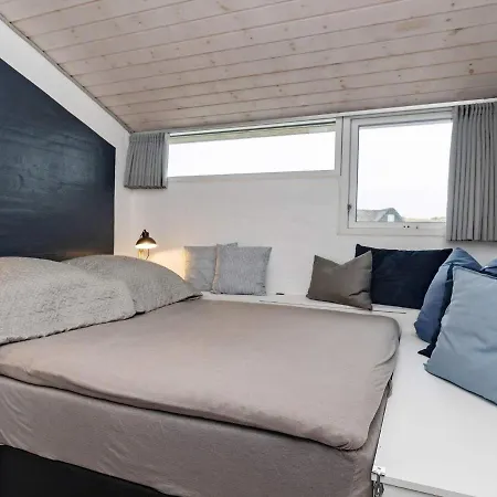 Vii Apartment